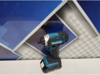 Шурупаверт Makita DTD152