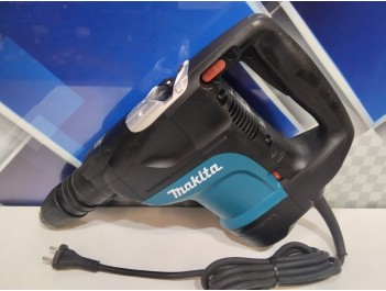 Перфоратор  Makita HR 4501 C