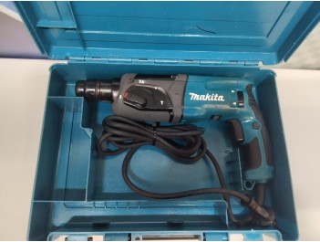 Перфоратор Makita HR 2470 