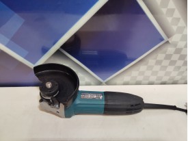 Шлифмашина угловая Makita GA 5030 R