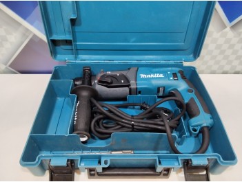 Перфоратор Makita HR 2470 