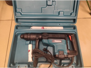 Перфоратор  Makita HR 5001 C 
