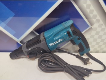 Перфоратор Makita HR 2470