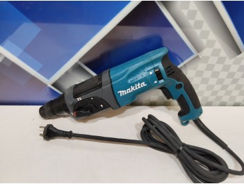 Перфоратор Makita HR 2470 