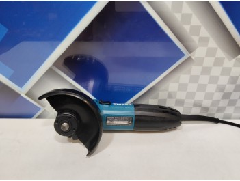 Шлифмашина угловая Makita GA 5030