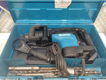 Перфоратор  Makita HR 4501 C
