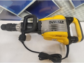 Отбойный молоток DeWALT D25902 