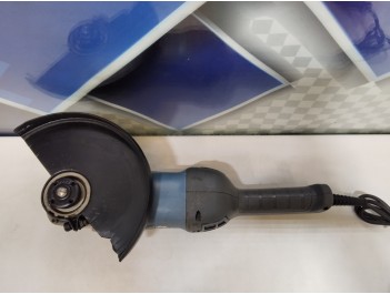 Шлифмашина угловая Dcut DBG23045C