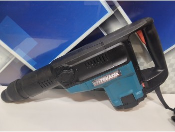 Перфоратор  Makita HR 5001 C 