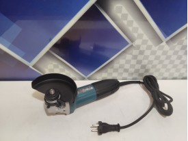 Шлифмашина угловая Makita GA 5030 