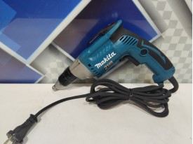 Шуруповерт Makita FS 2300