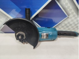 Шлифмашина угловая Makita GA 9020 