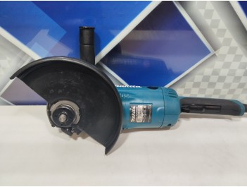 Шлифмашина угловая Makita GA 9020 