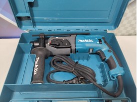 Перфоратор Makita HR 2470 