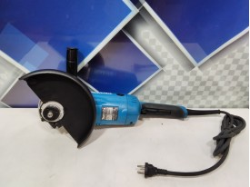 Шлифмашина угловая Makita GA 9020 S