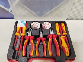 Набор диэлектрического инструмента TDM ELECTRIC SQ1017-0102 (б/у)