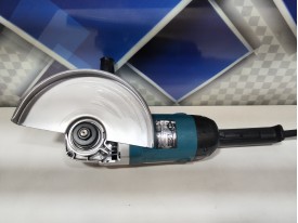 Угловая шлифмашина MAKITA 9069S