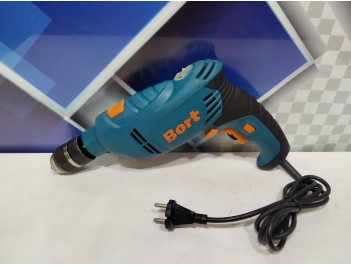 Дрель ударная Bort BSM-900U-Q (б/у)