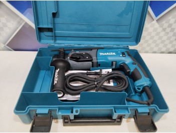 Перфоратор Makita HR 2470 