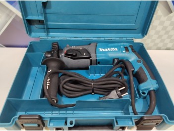 Перфоратор Makita HR 2470 