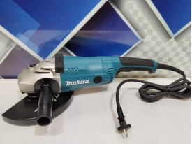 Шлифмашина угловая Makita GA 9020 S