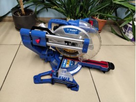 Пила торцовочная Зубр  ППТ 255 П (б/у)