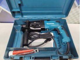 Перфоратор Makita HR 2450 T (б/у)