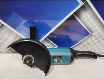Шлифмашина угловая Makita GA 9082  (б/у)
