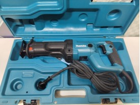 Пила сабельная Makita JR 3050 T (б/у)