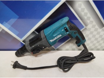Перфоратор Makita HR 2470  (б/у)
