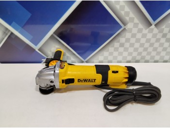 Шлифмашина угловая Dewalt DWE 4257