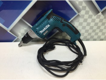 Шуруповерт Makita FS 6300