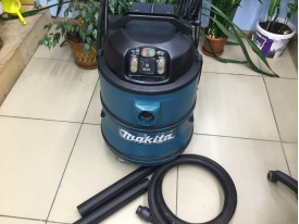 Промышленный пылесос Makita 449 