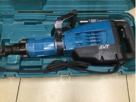 Отбойный молоток Makita 1307