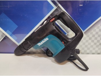 Перфоратор Makita HR 4001 C 