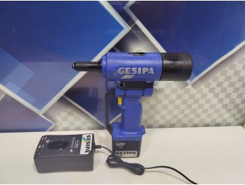 Заклепочник аккумуляторный Gesipa Accubird