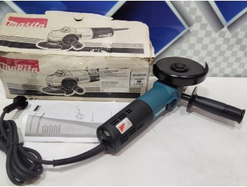 Угловая шлифмашина Makita 9565 CVR (б/у)