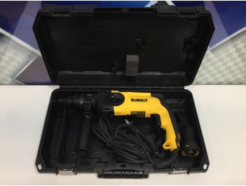 Перфоратор DeWalt D 25104