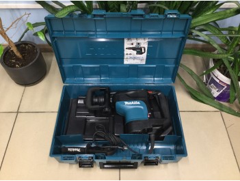 Перфоратор  Makita HR 4501 C