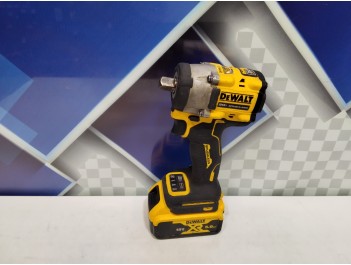 Гайковерт ударный DeWalt DCF 922