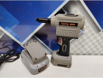 Заклепочник аккумуляторный  Fasty  AKU 50   