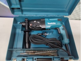Перфоратор Makita HR 2450  (б/у)