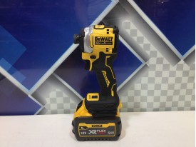 Винтоверт ударный DeWalt DCF 850