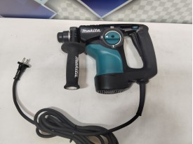 Перфоратор  Makita HR 2810  (б/у)