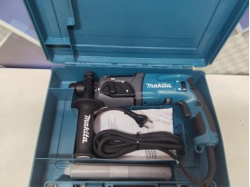 Перфоратор Makita HR 2470  (б/у)