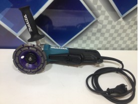 Шлифмашина угловая Makita GA 5050R