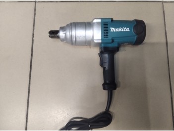 Гайковерт  Makita TW 1000  (б/у)