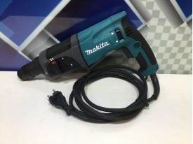 Перфоратор Makita HR 2470 