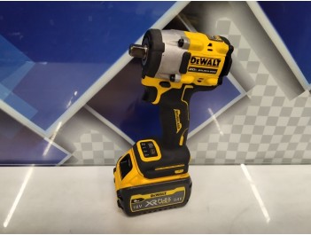 Гайковерт ударный DeWalt DCF 922 (б/у)