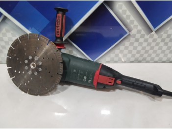 Шлифмашина угловая Metabo WE 24-230 MVT (б/у)